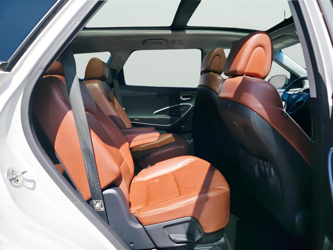 Hyundai Santa Fe Limited FWD 2013
