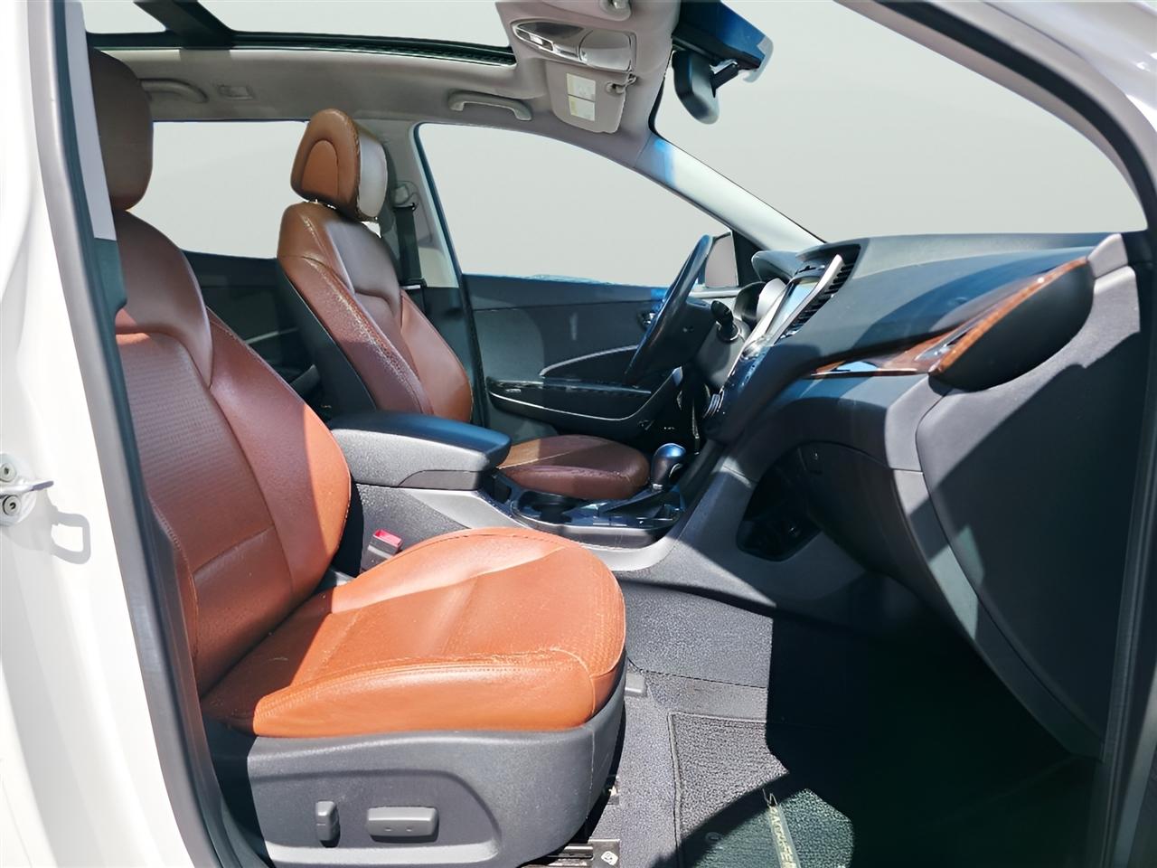 Hyundai Santa Fe Limited FWD 2013