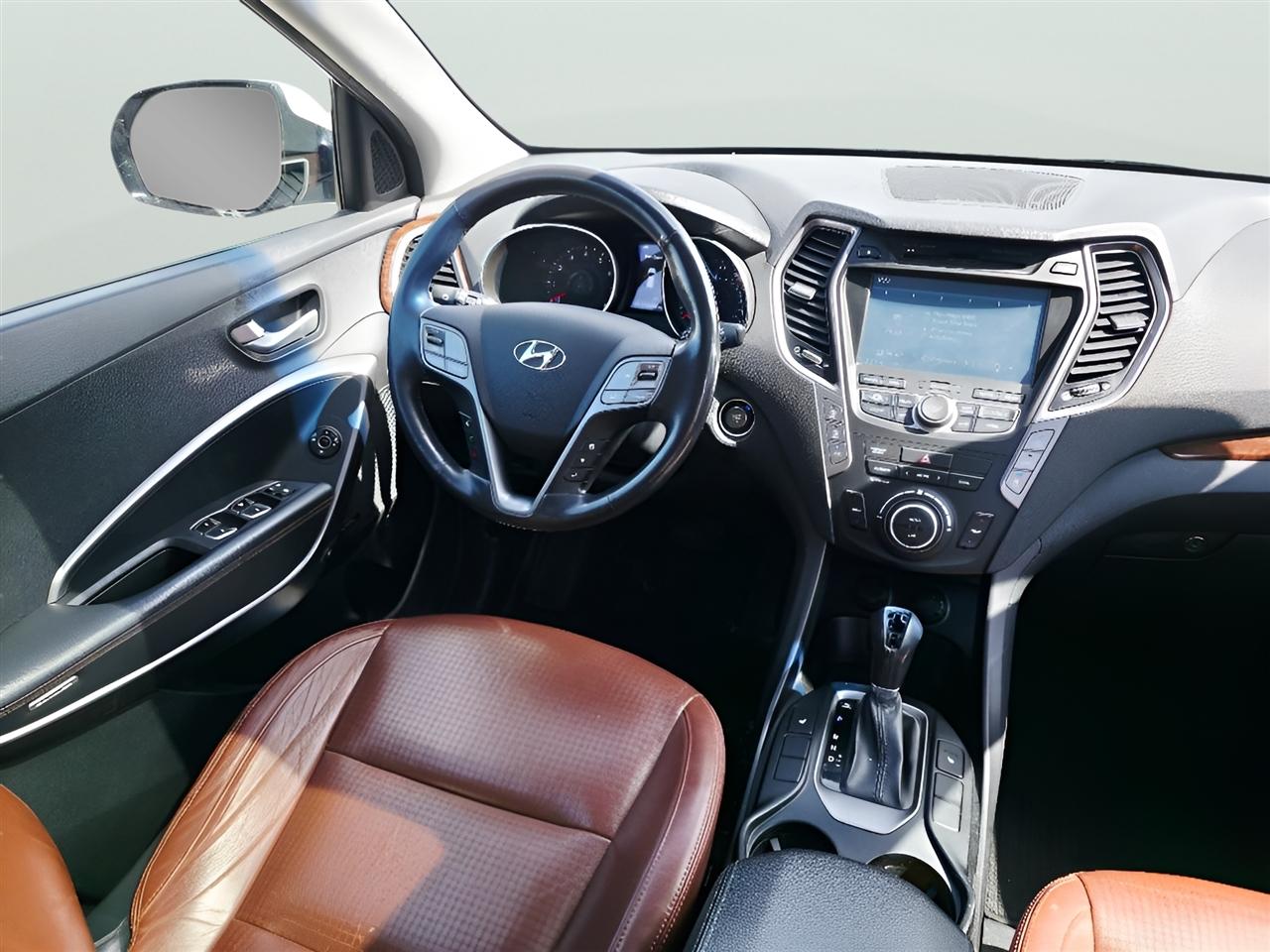 Hyundai Santa Fe Limited FWD 2013