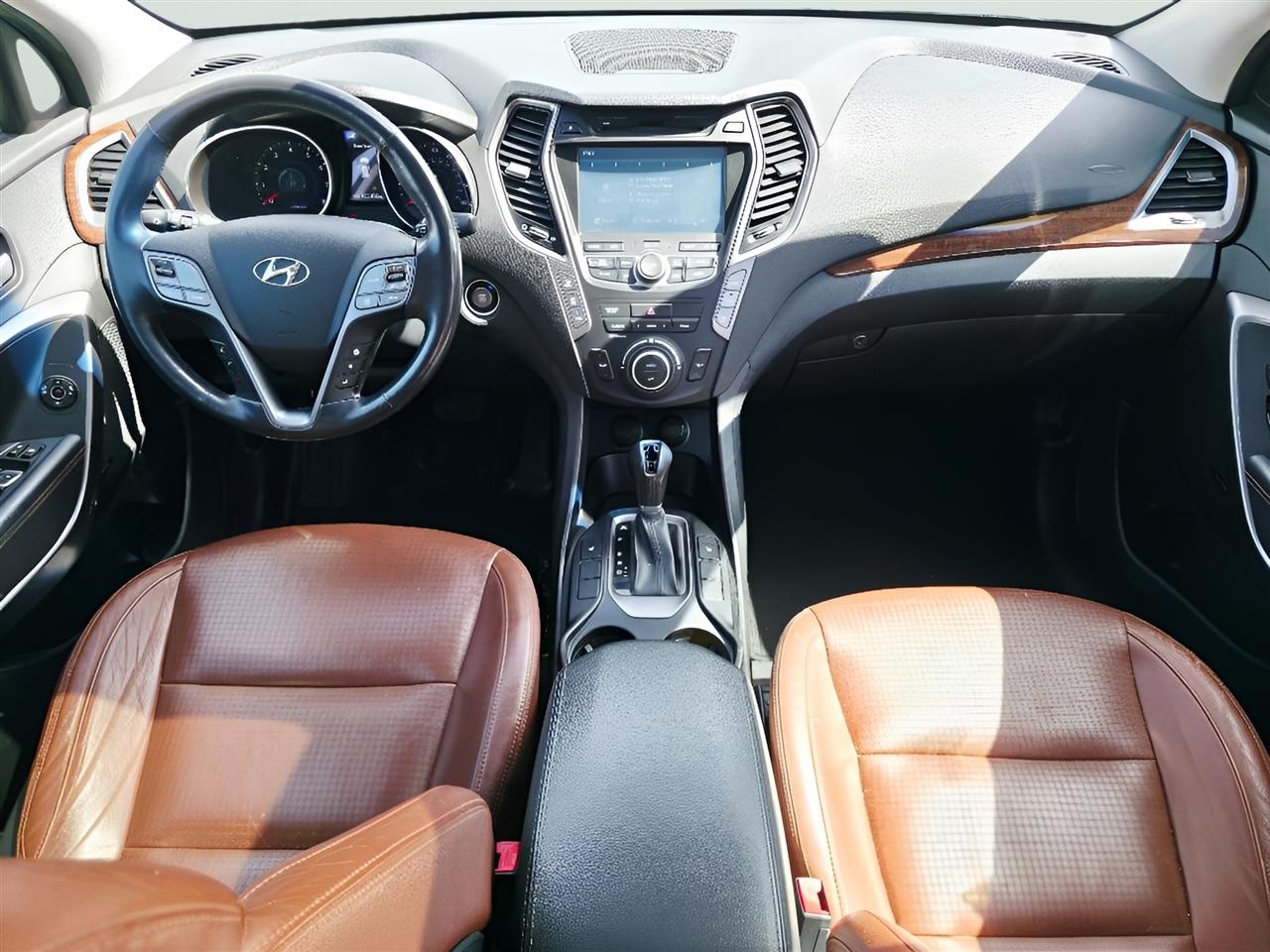 Hyundai Santa Fe Limited FWD 2013