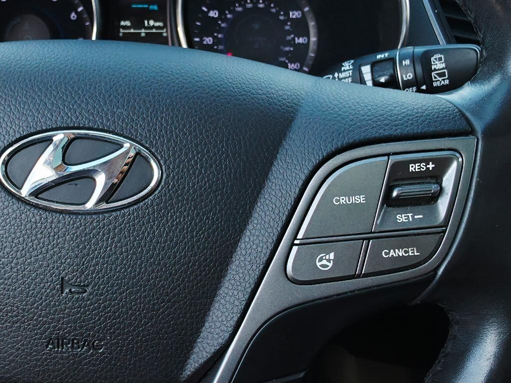 Hyundai Santa Fe Limited FWD 2013