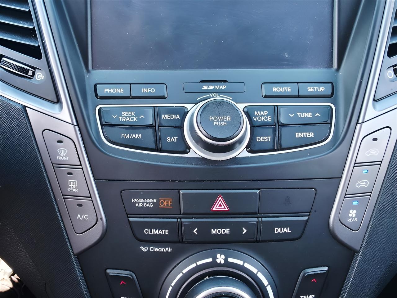Hyundai Santa Fe Limited FWD 2013