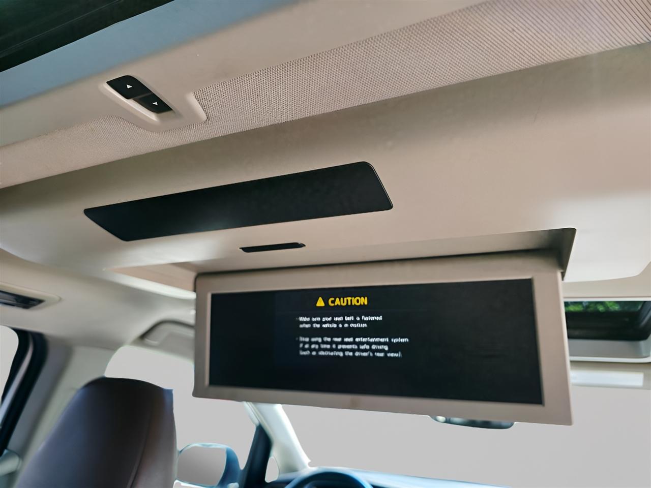 Toyota Sienna XLE FWD 8-Passenger V6 2015