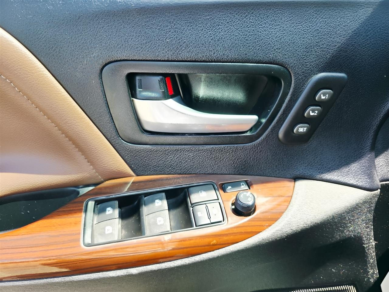 Toyota Sienna XLE FWD 8-Passenger V6 2015