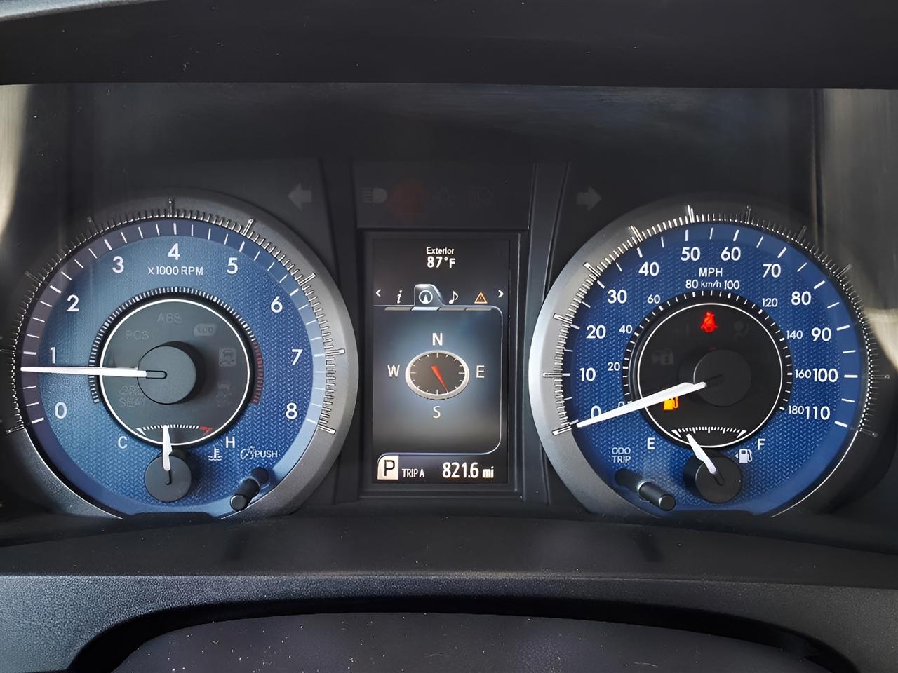 Toyota Sienna XLE FWD 8-Passenger V6 2015