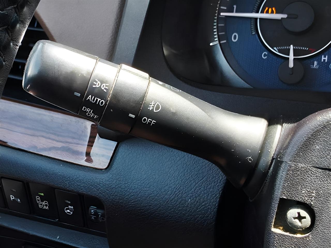 Toyota Sienna XLE FWD 8-Passenger V6 2015