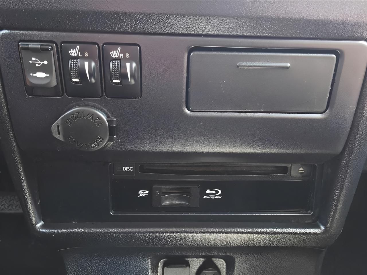 Toyota Sienna XLE FWD 8-Passenger V6 2015