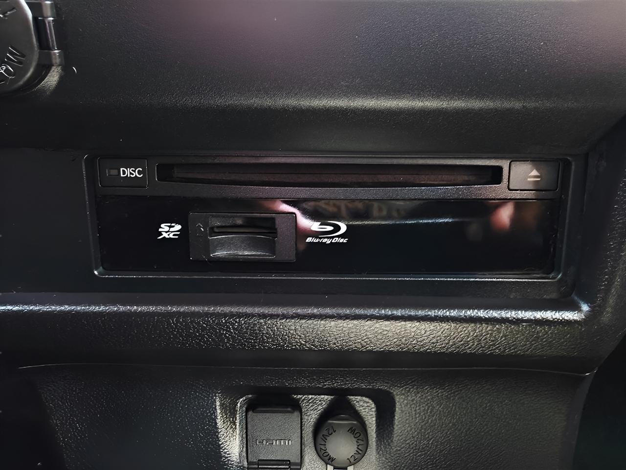 Toyota Sienna XLE FWD 8-Passenger V6 2015