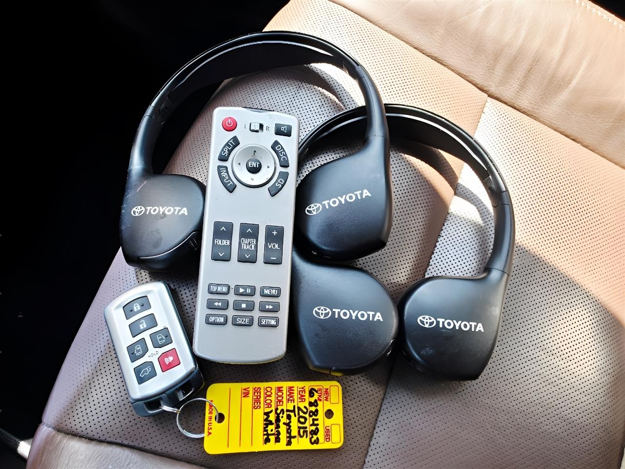 Toyota Sienna XLE FWD 8-Passenger V6 2015