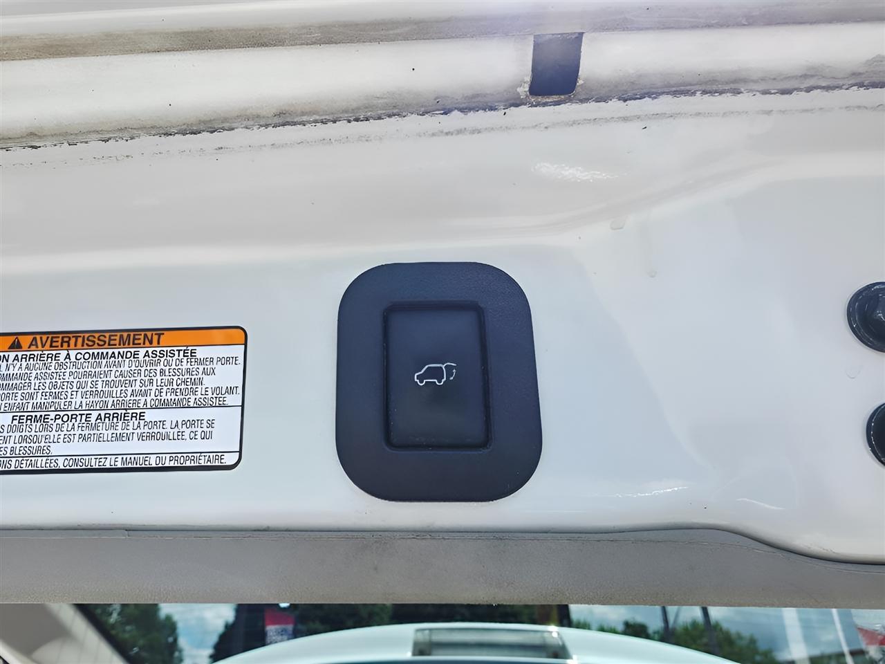 Toyota Sienna XLE FWD 8-Passenger V6 2015