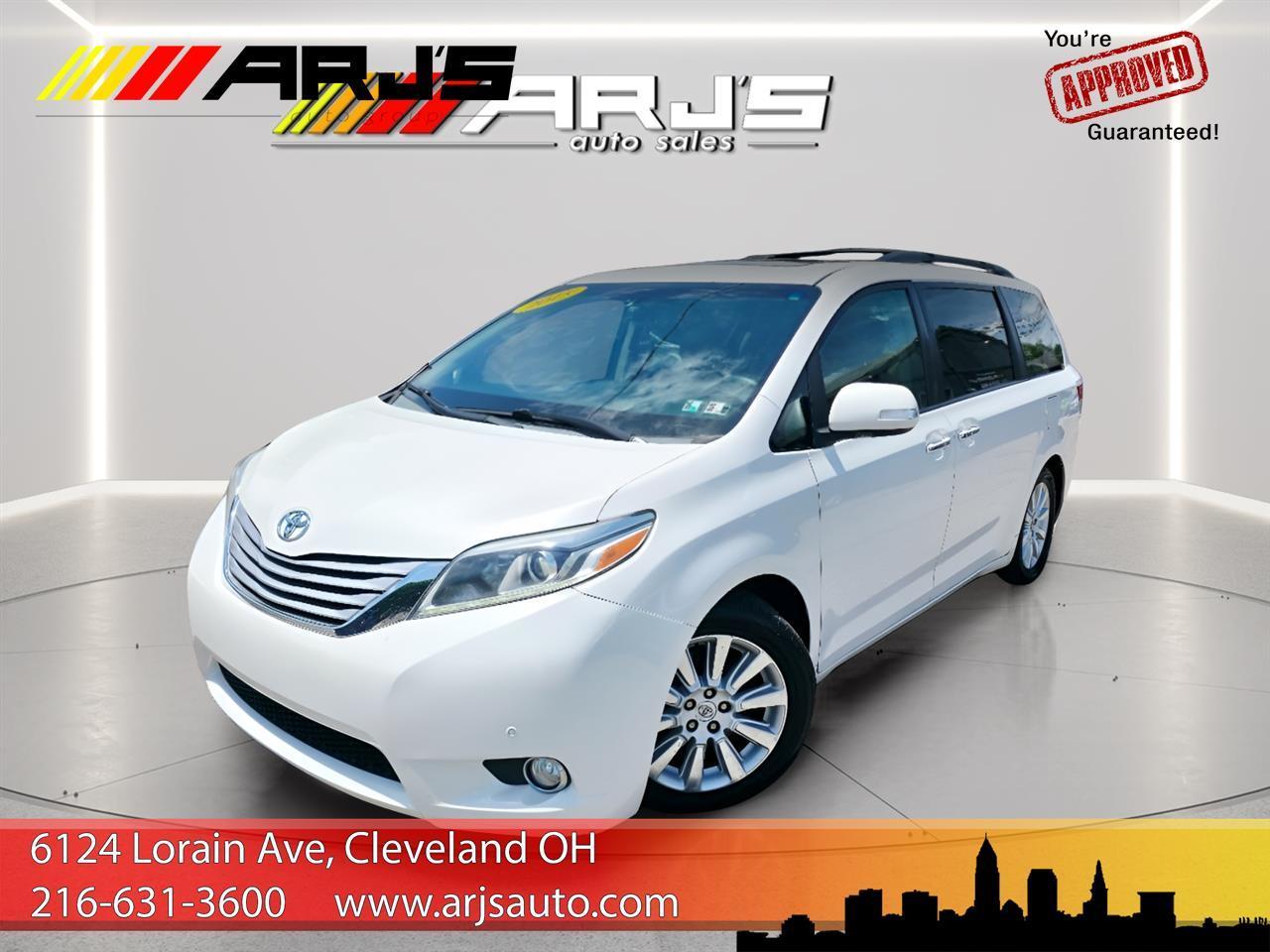 Toyota Sienna XLE FWD 8-Passenger V6 2015