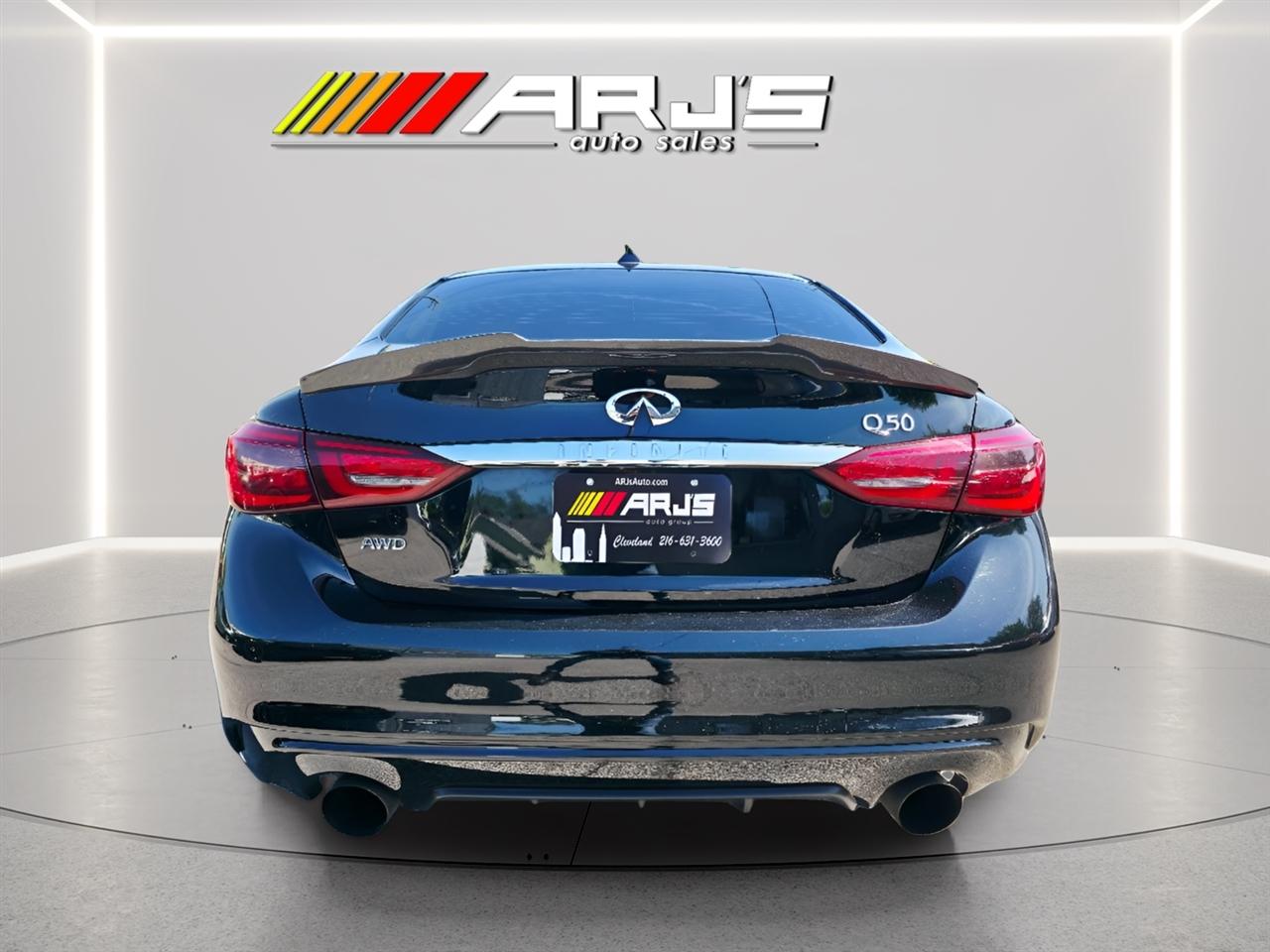 Infiniti Q50 3.0t LUXE AWD 2019