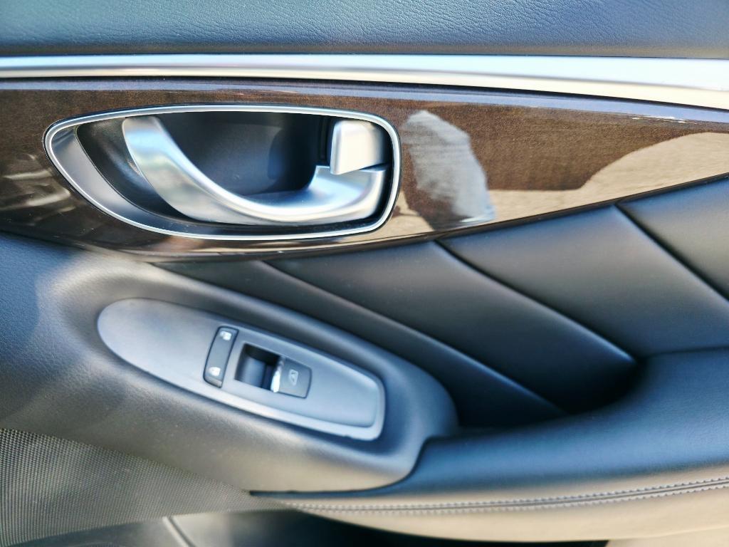 Infiniti Q50 3.0t LUXE AWD 2019