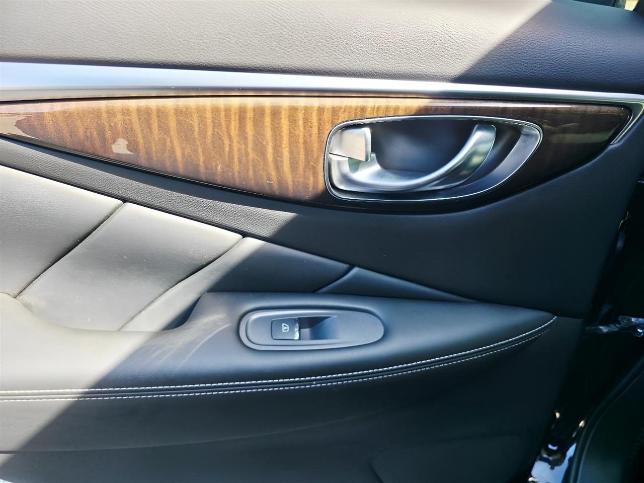 Infiniti Q50 3.0t LUXE AWD 2019