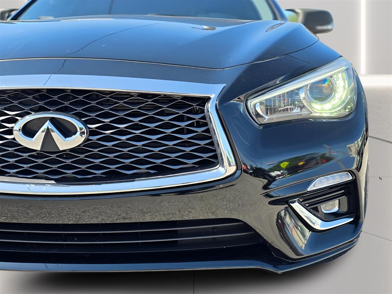 Infiniti Q50 3.0t LUXE AWD 2019