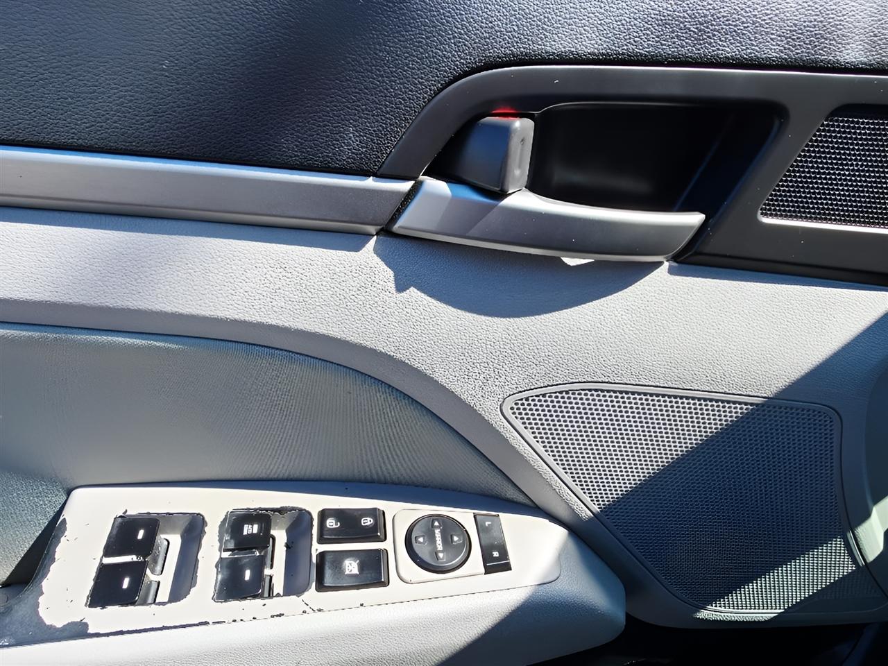 Hyundai Elantra Limited 2017