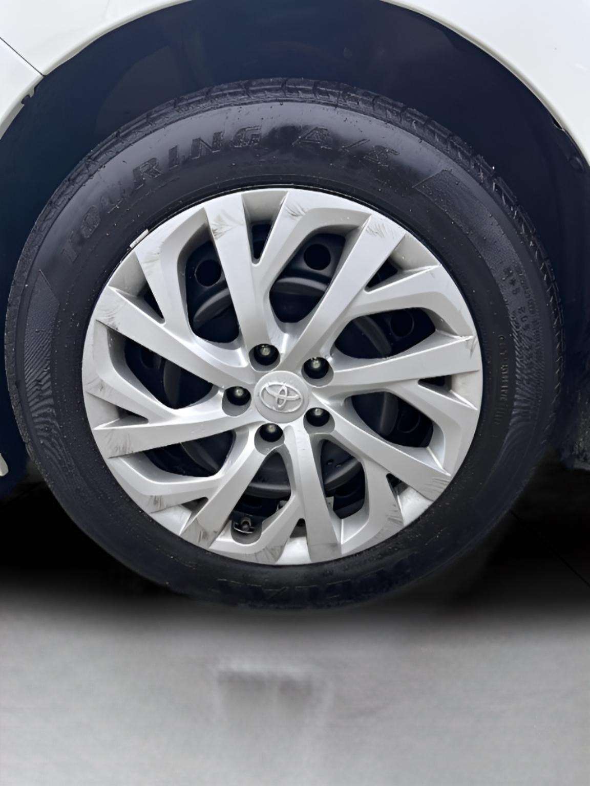 Toyota Corolla XLE CVT 2019