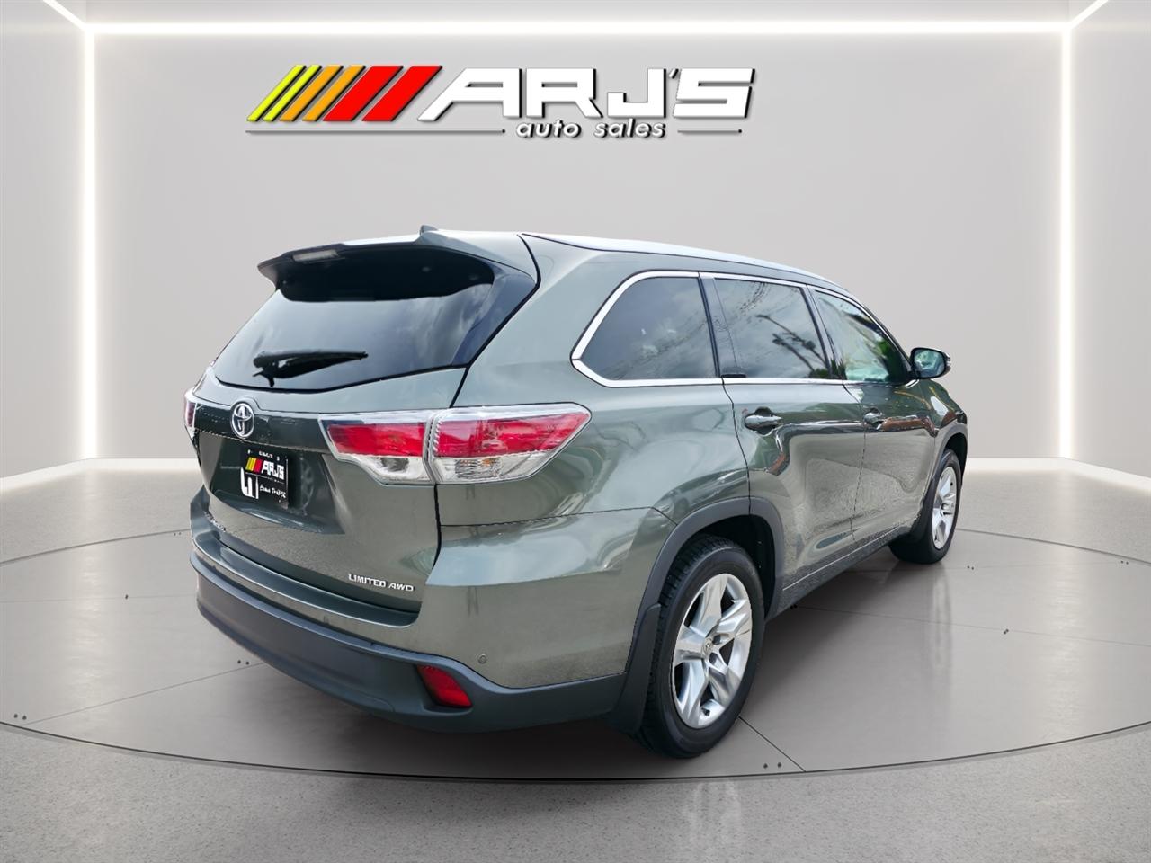 Toyota Highlander Limited AWD V6 2015