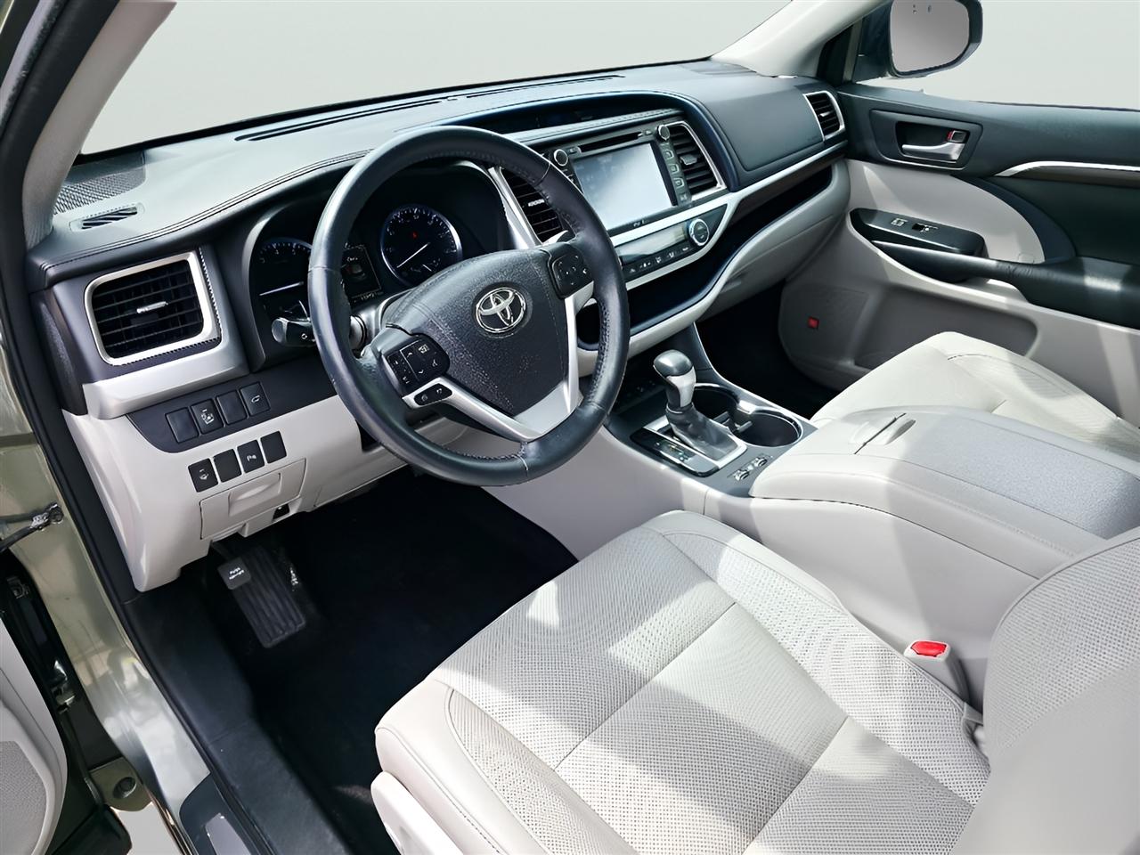 Toyota Highlander Limited AWD V6 2015