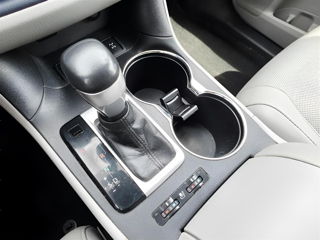 Toyota Highlander Limited AWD V6 2015