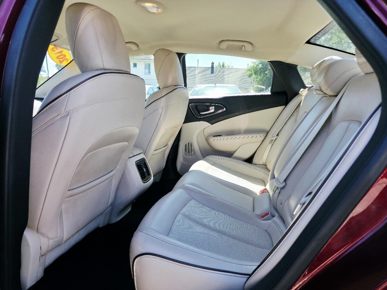 Chrysler 200 C AWD 2015