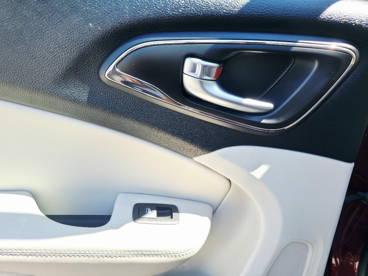 Chrysler 200 C AWD 2015