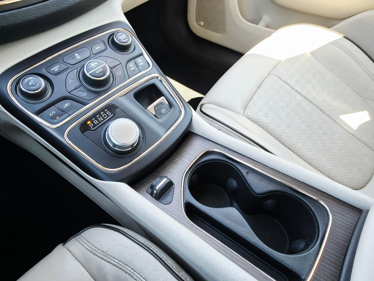 Chrysler 200 C AWD 2015