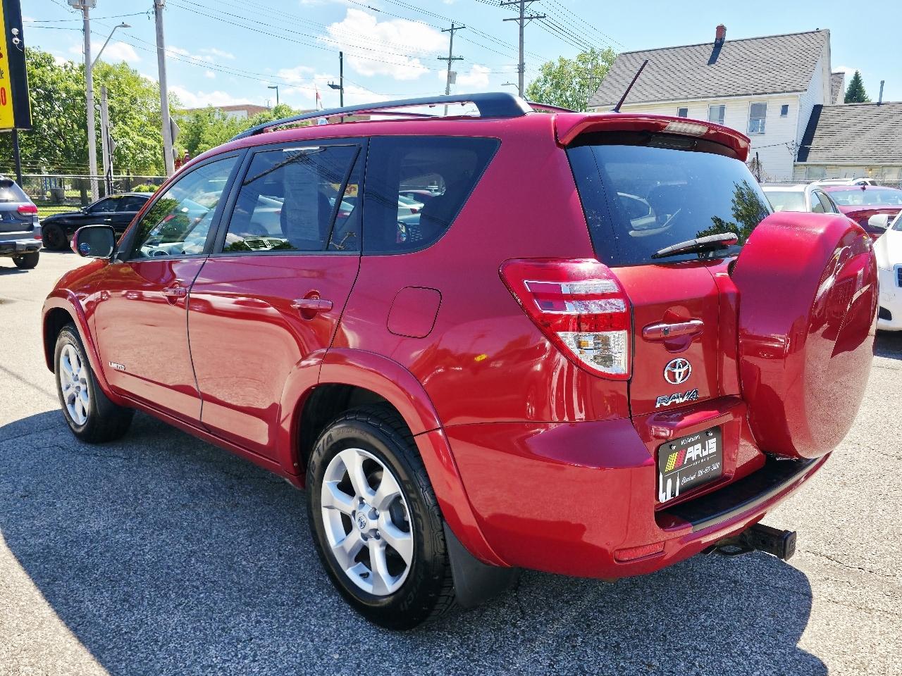 Toyota RAV4 Limited I4 4WD 2012