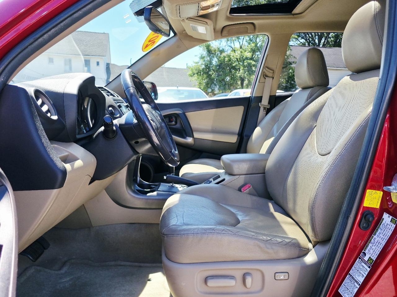 Toyota RAV4 Limited I4 4WD 2012