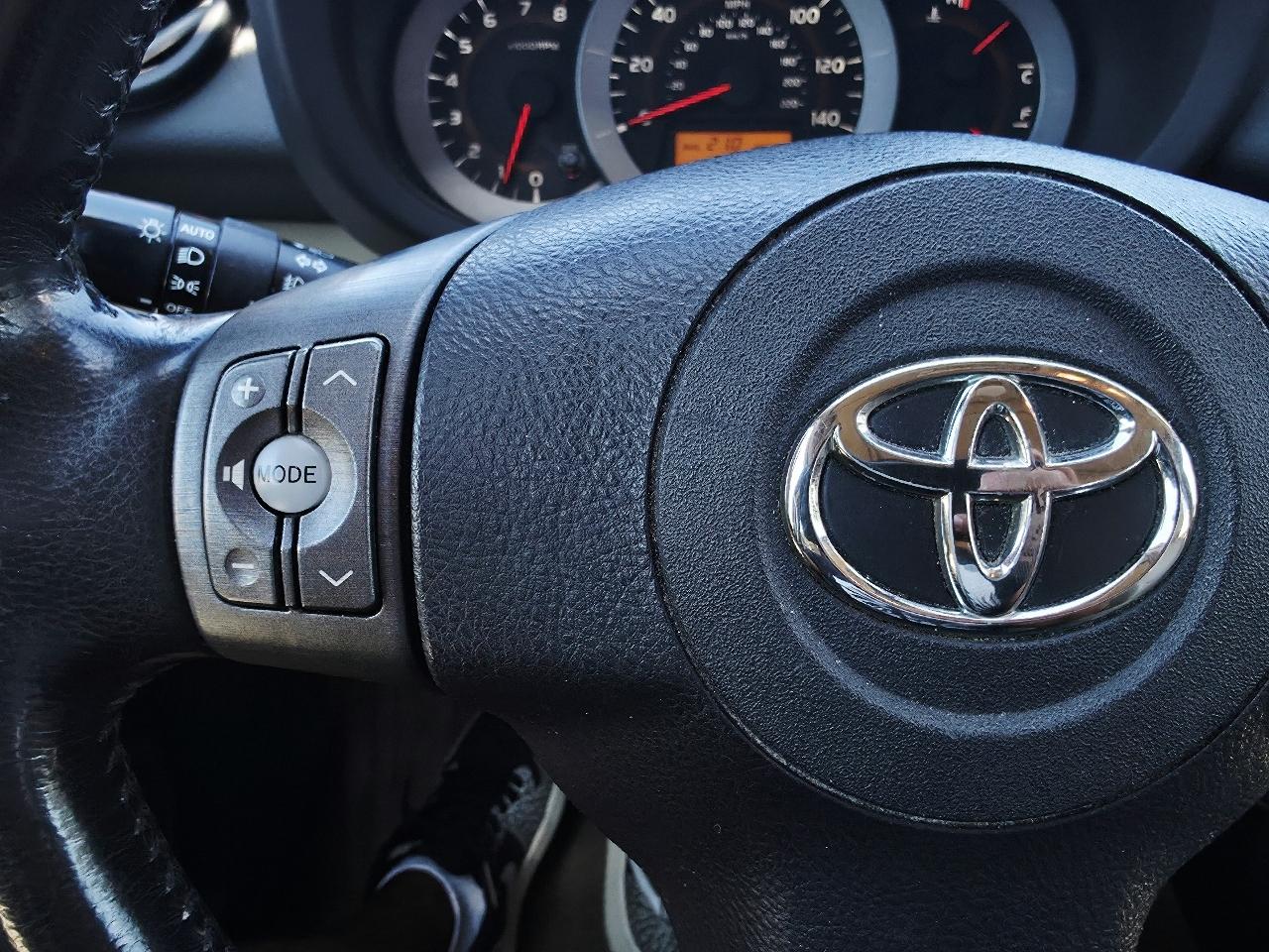 Toyota RAV4 Limited I4 4WD 2012