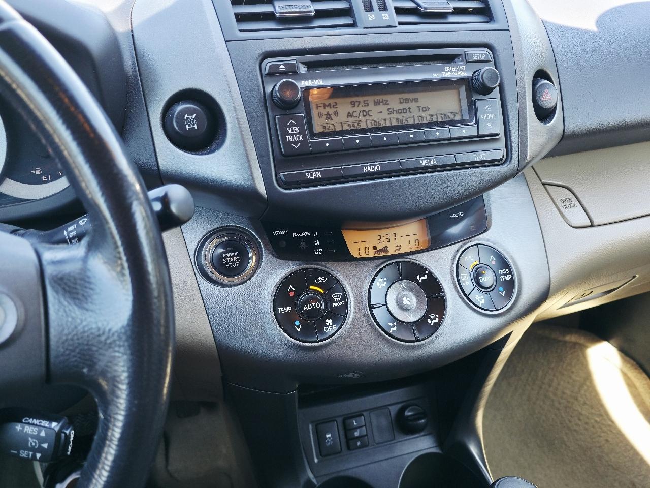 Toyota RAV4 Limited I4 4WD 2012