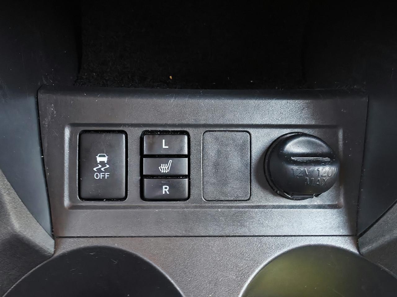 Toyota RAV4 Limited I4 4WD 2012