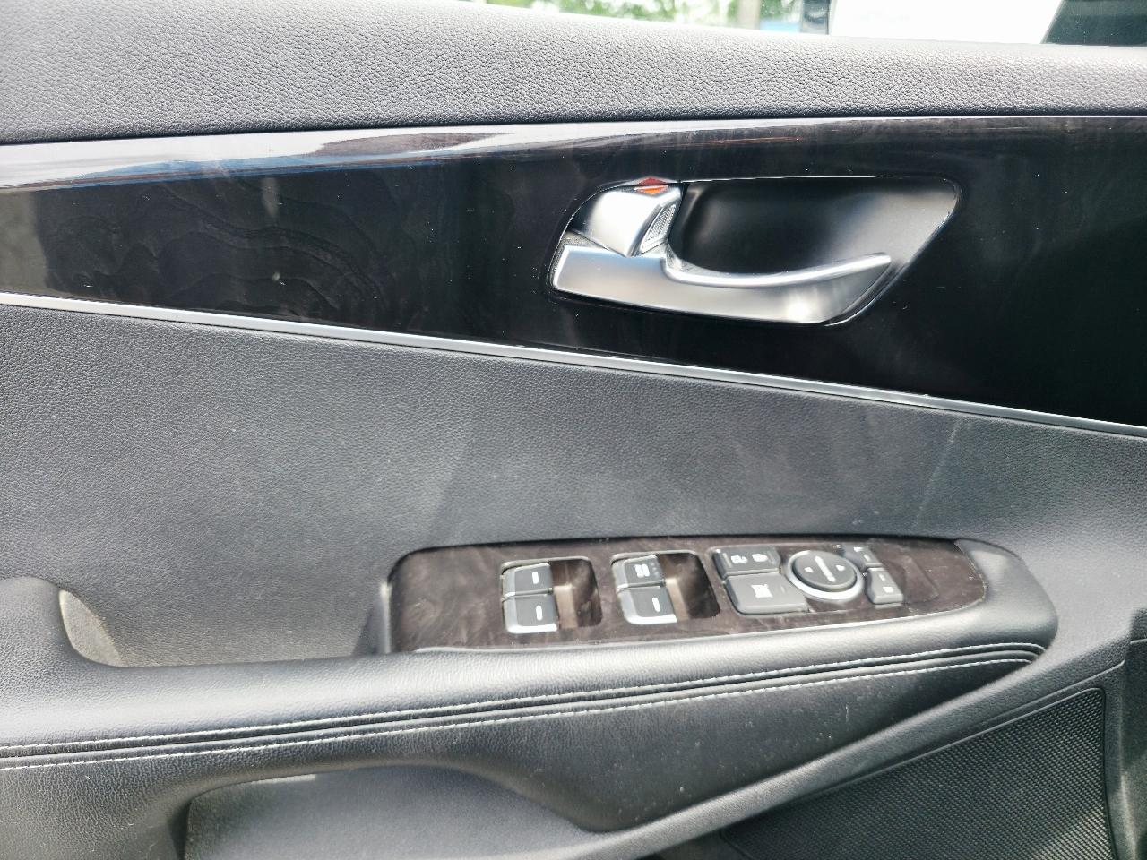 Kia Sorento EX V6 2WD 2016