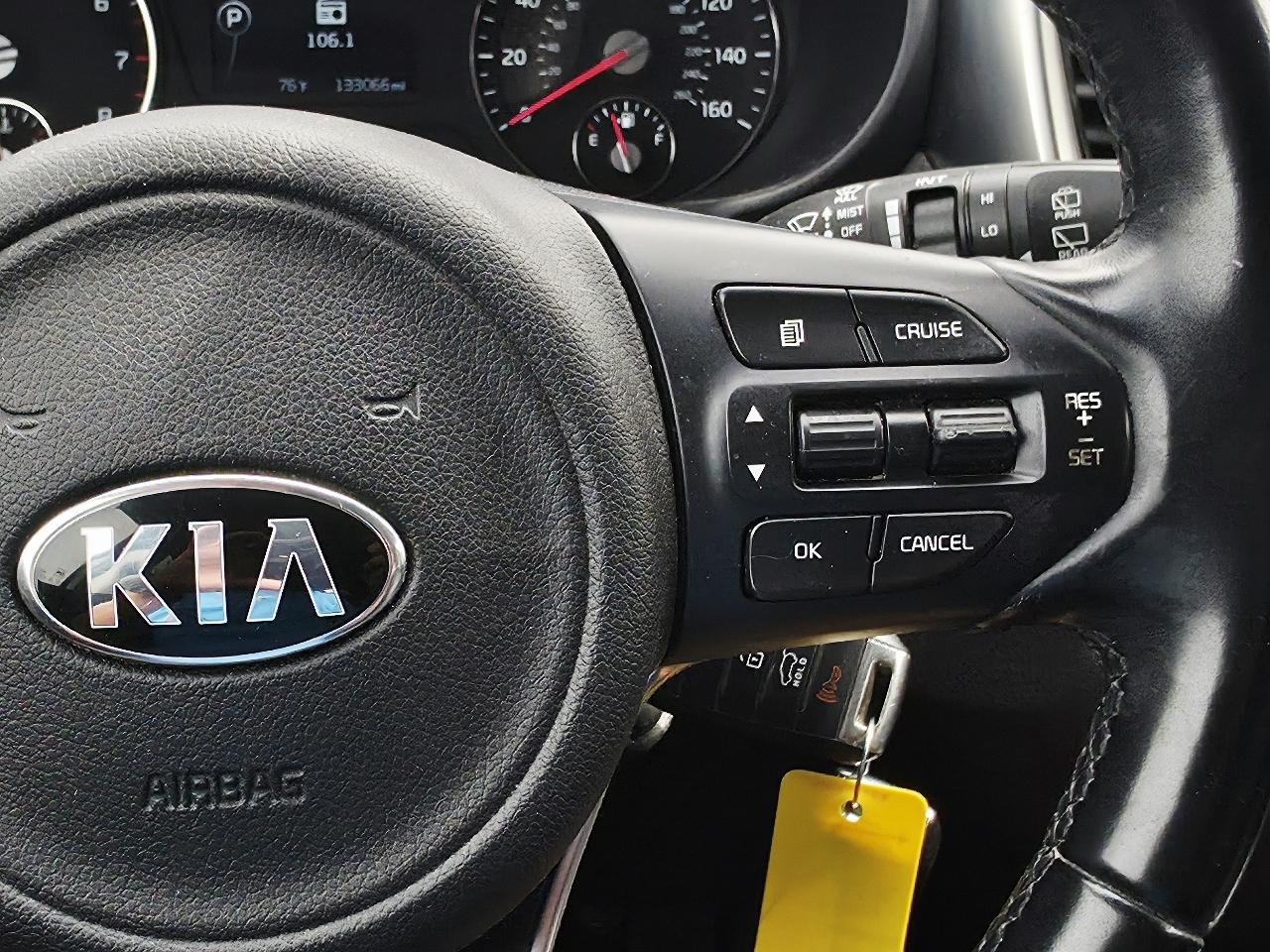 Kia Sorento EX V6 2WD 2016