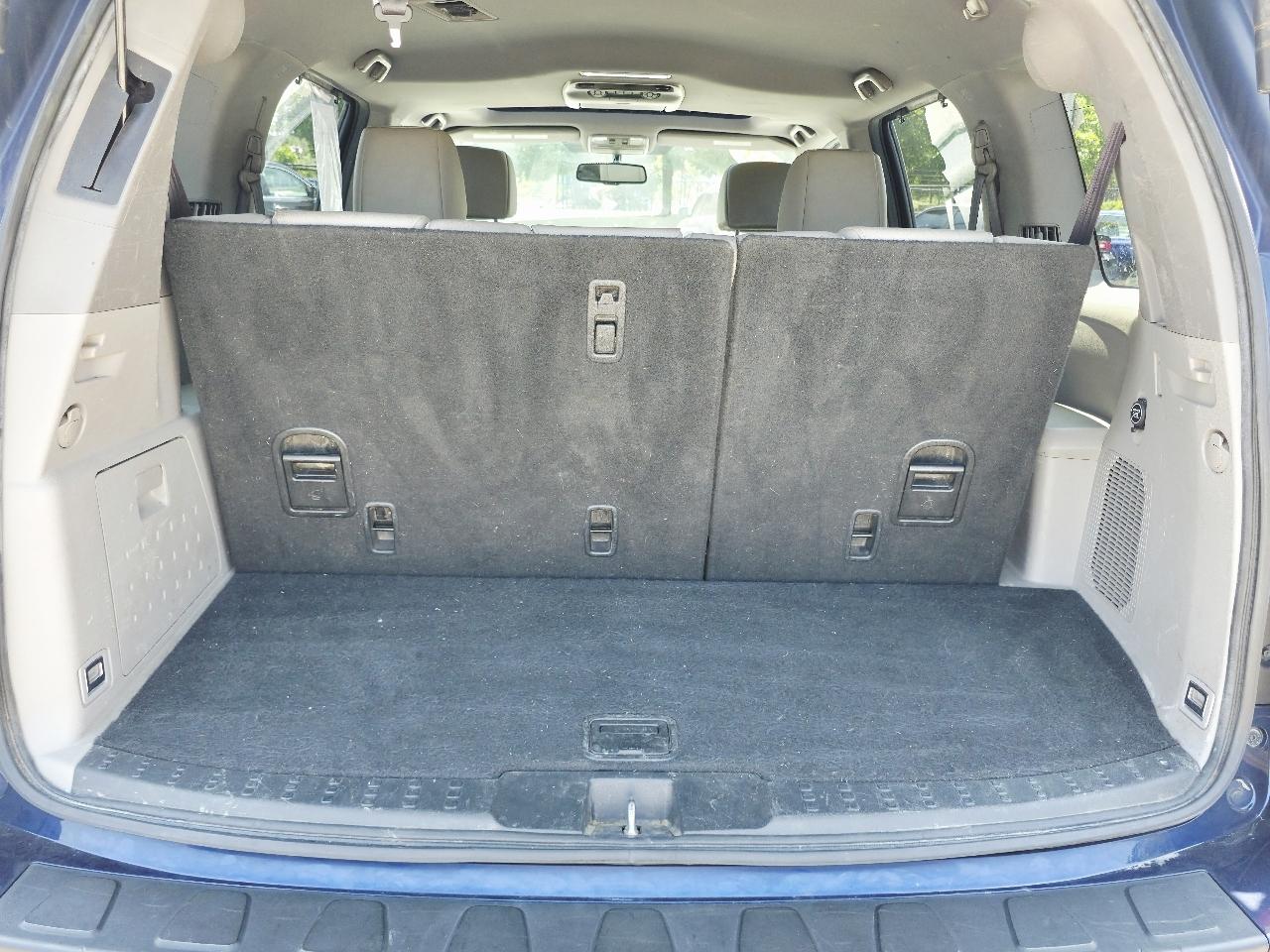 Honda Pilot Touring 4WD 5-Spd AT with DVD 2013