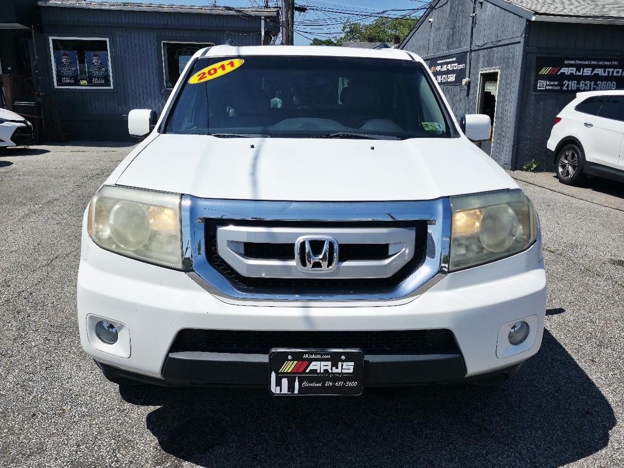 Honda Pilot EX-L 4WD 5-Spd AT with Navigation 2011