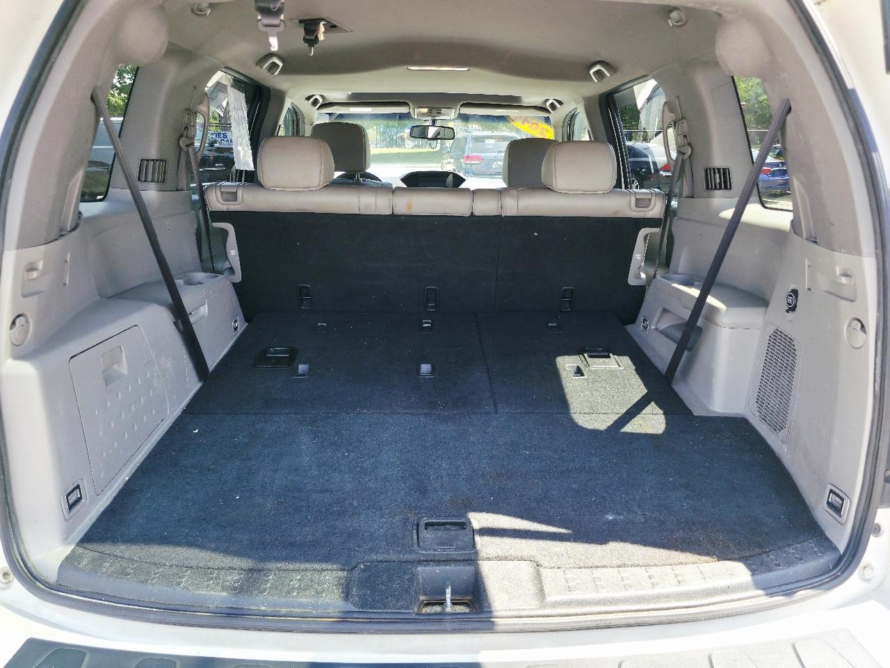 Honda Pilot EX-L 4WD 5-Spd AT with Navigation 2011