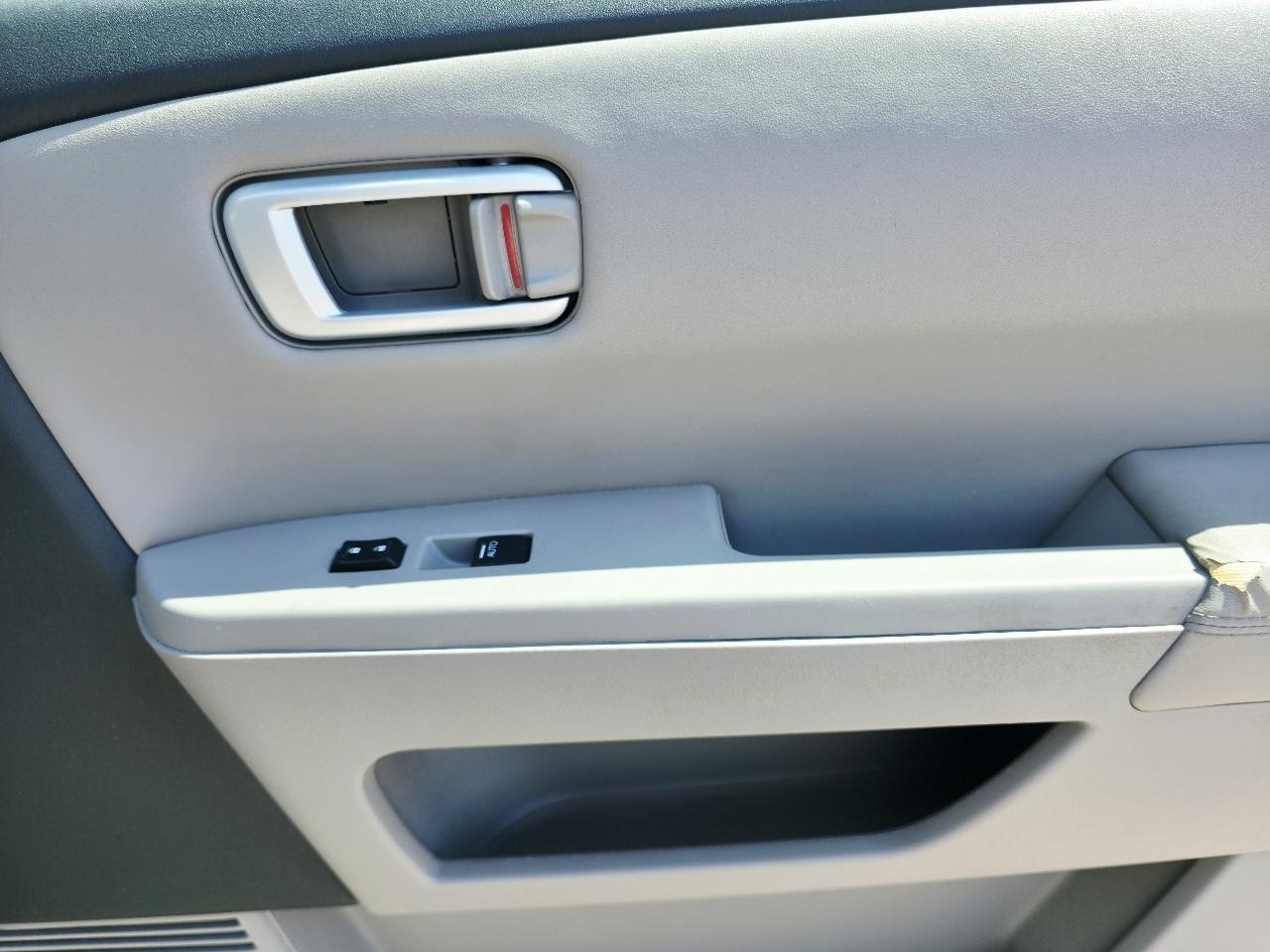 Honda Pilot EX-L 4WD 5-Spd AT with Navigation 2011