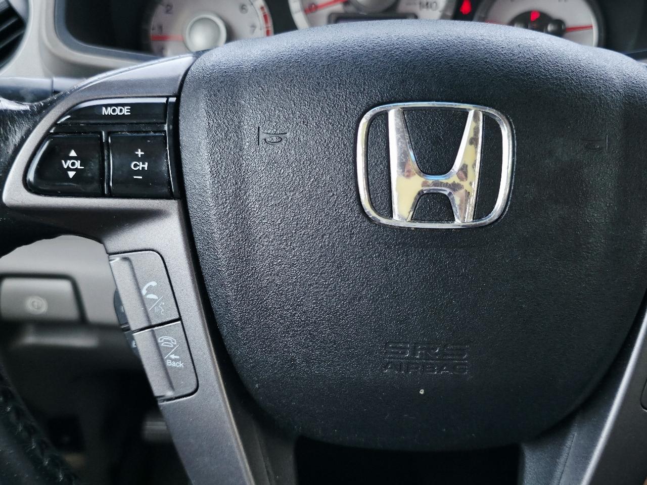Honda Pilot EX-L 4WD 5-Spd AT with Navigation 2011