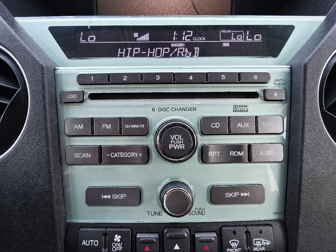 Honda Pilot EX-L 4WD 5-Spd AT with Navigation 2011