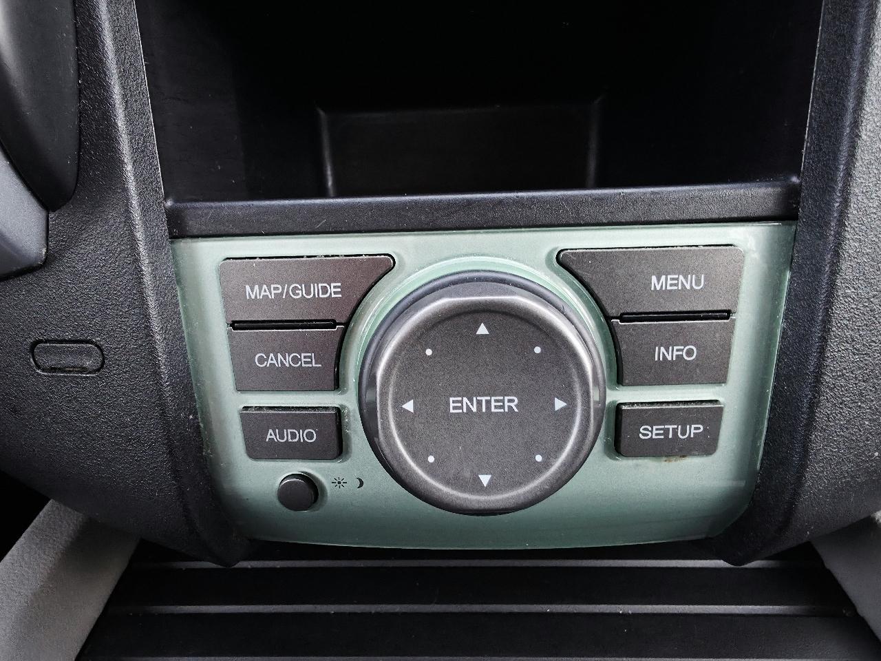 Honda Pilot EX-L 4WD 5-Spd AT with Navigation 2011