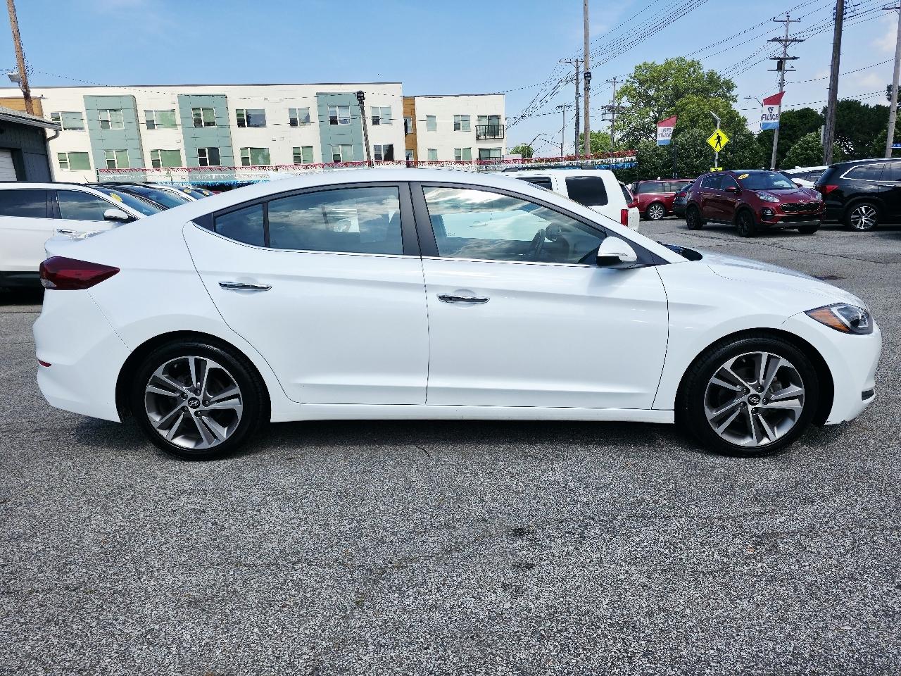 Hyundai Elantra Value Edition 6A 2017
