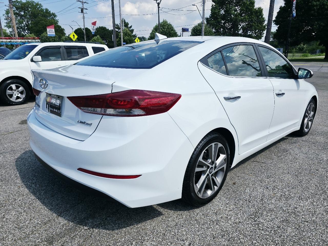 Hyundai Elantra Value Edition 6A 2017