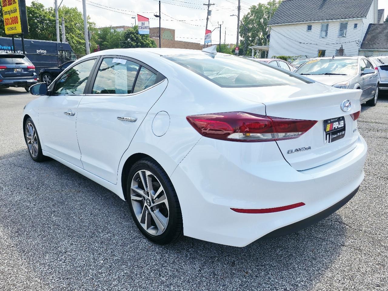 Hyundai Elantra Value Edition 6A 2017