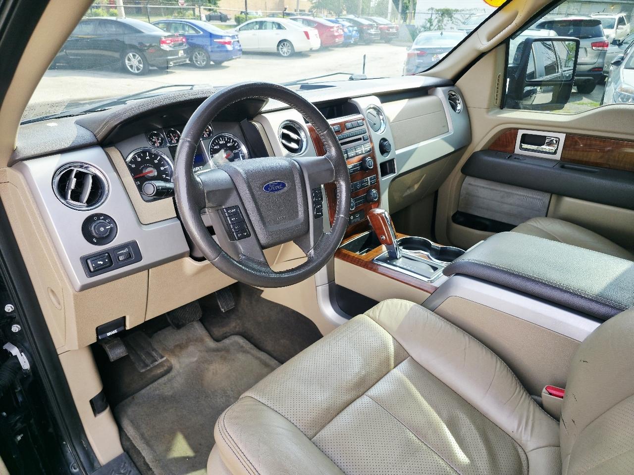 Ford F-150 XL SuperCrew 5.5-ft. Bed 4WD 2010