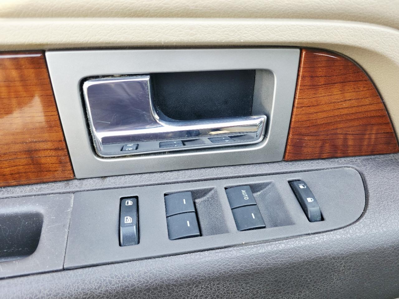 Ford F-150 XL SuperCrew 5.5-ft. Bed 4WD 2010