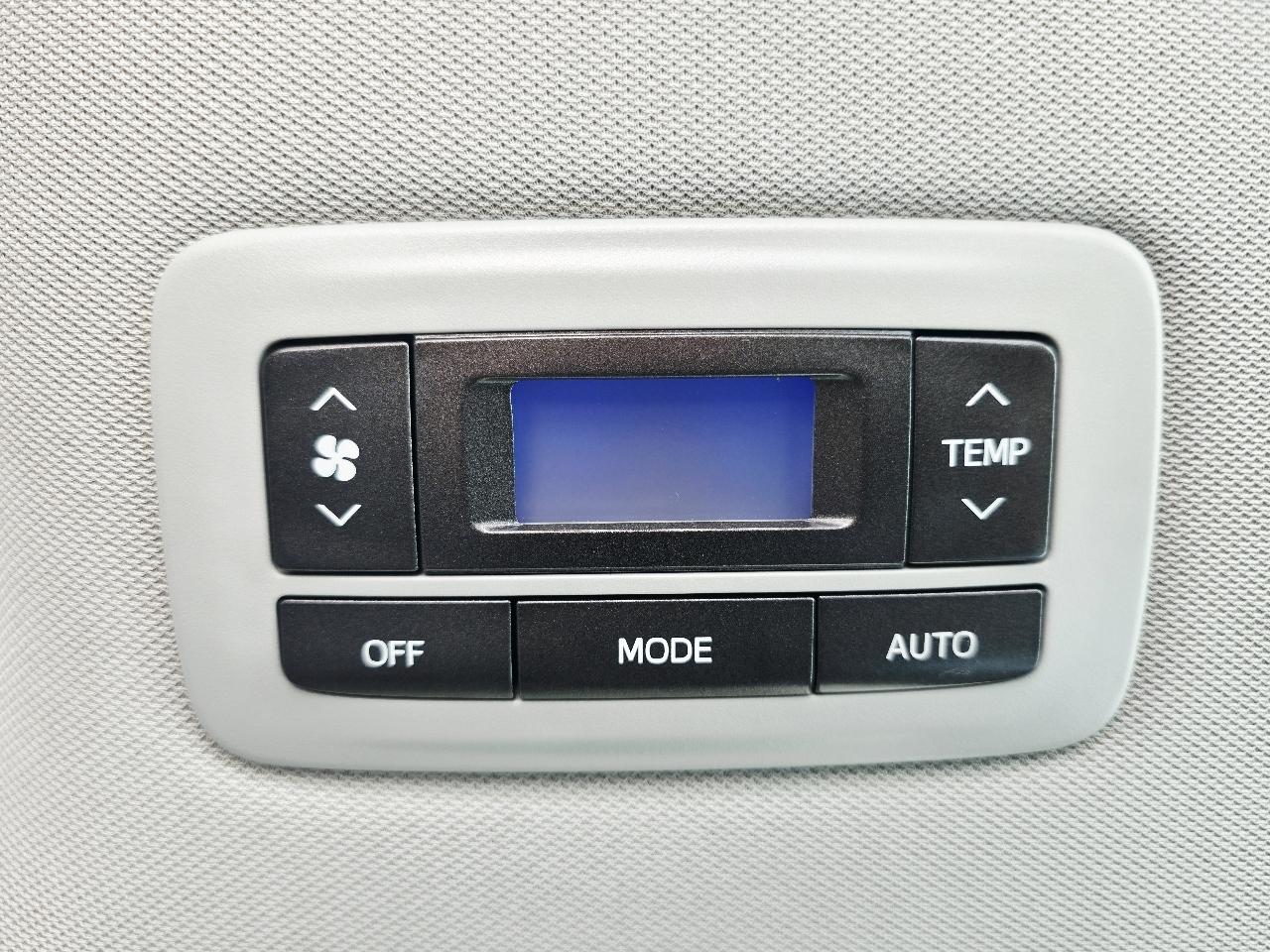 Toyota Sienna XLE FWD 8-Passenger V6 2015