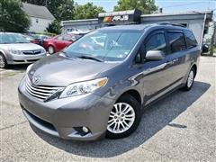 2015 Toyota Sienna 