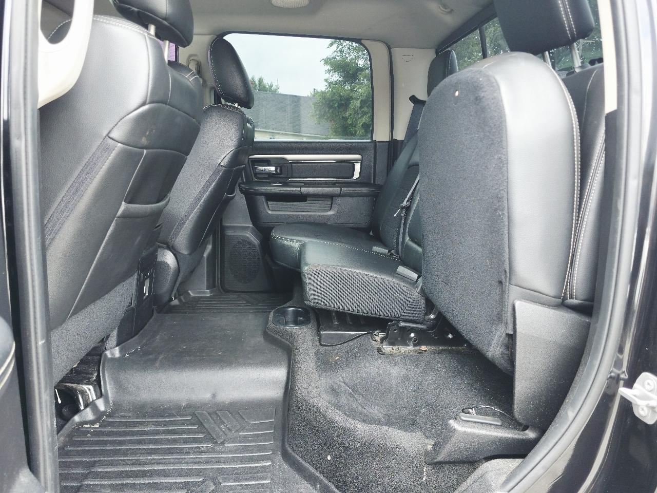 RAM 1500 Sport Crew Cab SWB 4WD 2016