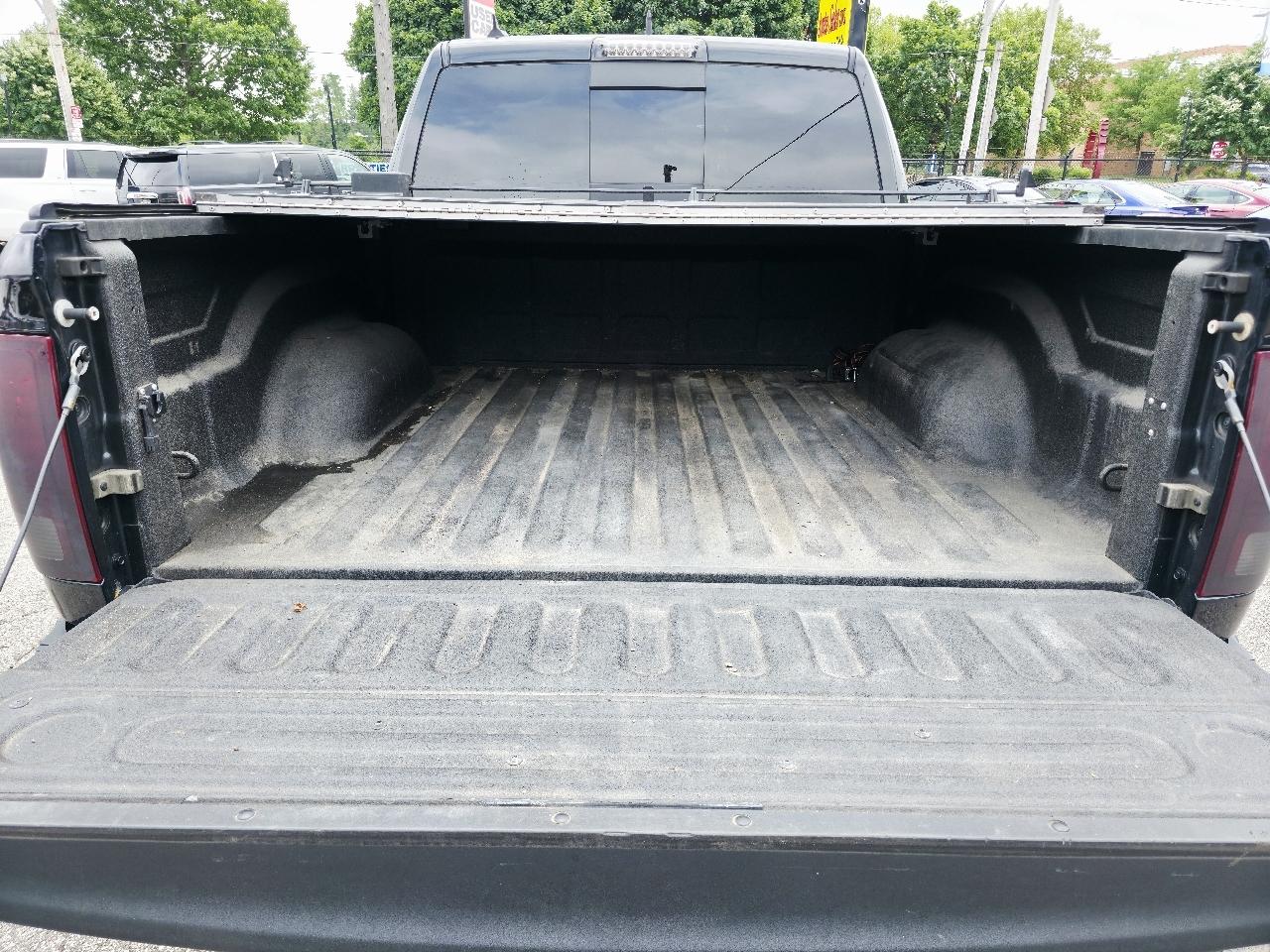 RAM 1500 Sport Crew Cab SWB 4WD 2016
